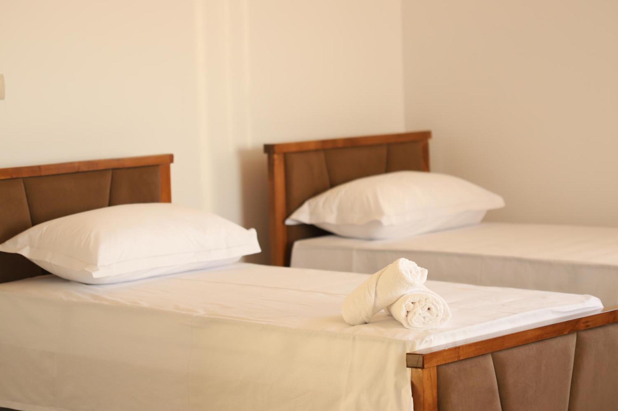 Georgemishel Guest House Berat Zewnętrze zdjęcie