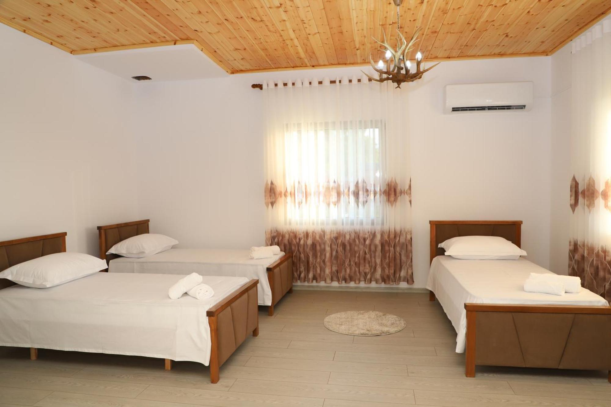 Georgemishel Guest House Berat Zewnętrze zdjęcie