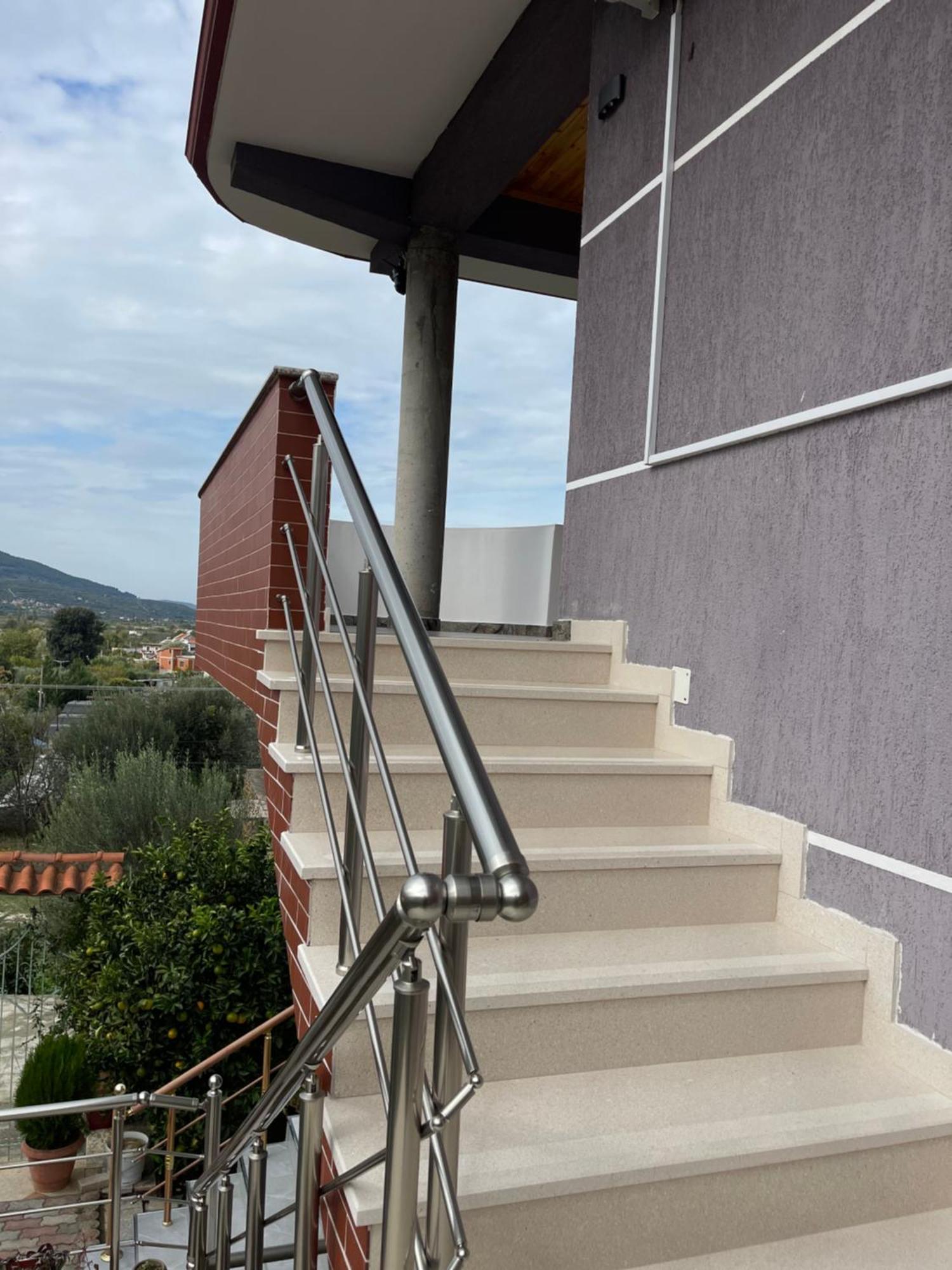 Georgemishel Guest House Berat Zewnętrze zdjęcie