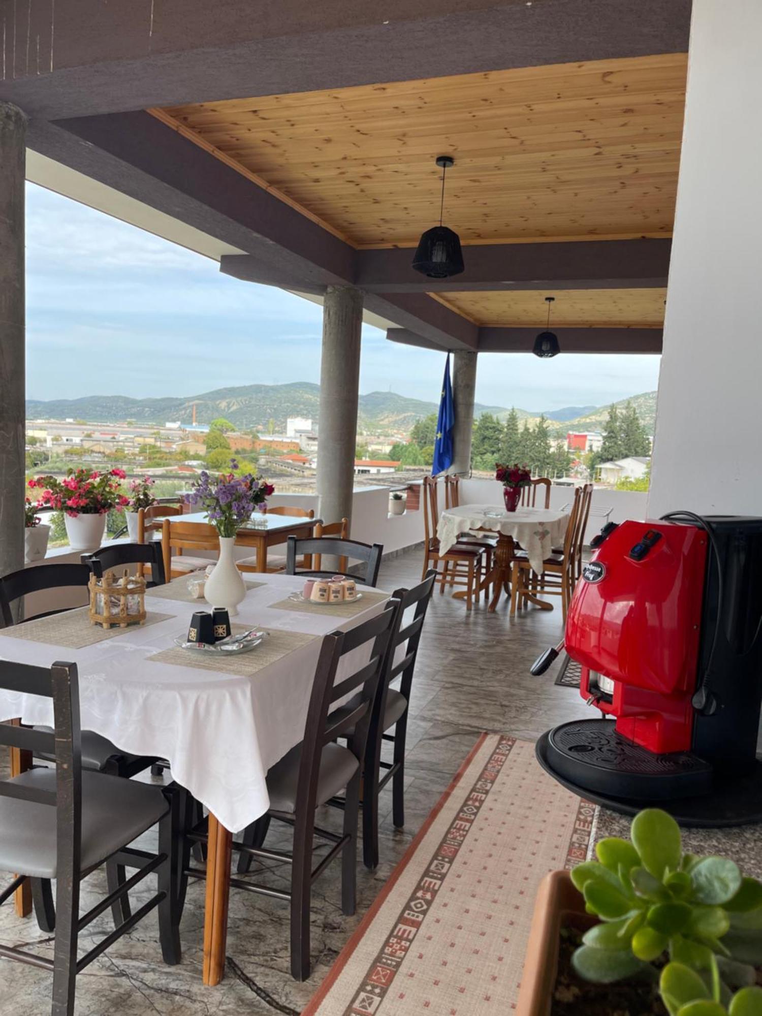 Georgemishel Guest House Berat Zewnętrze zdjęcie