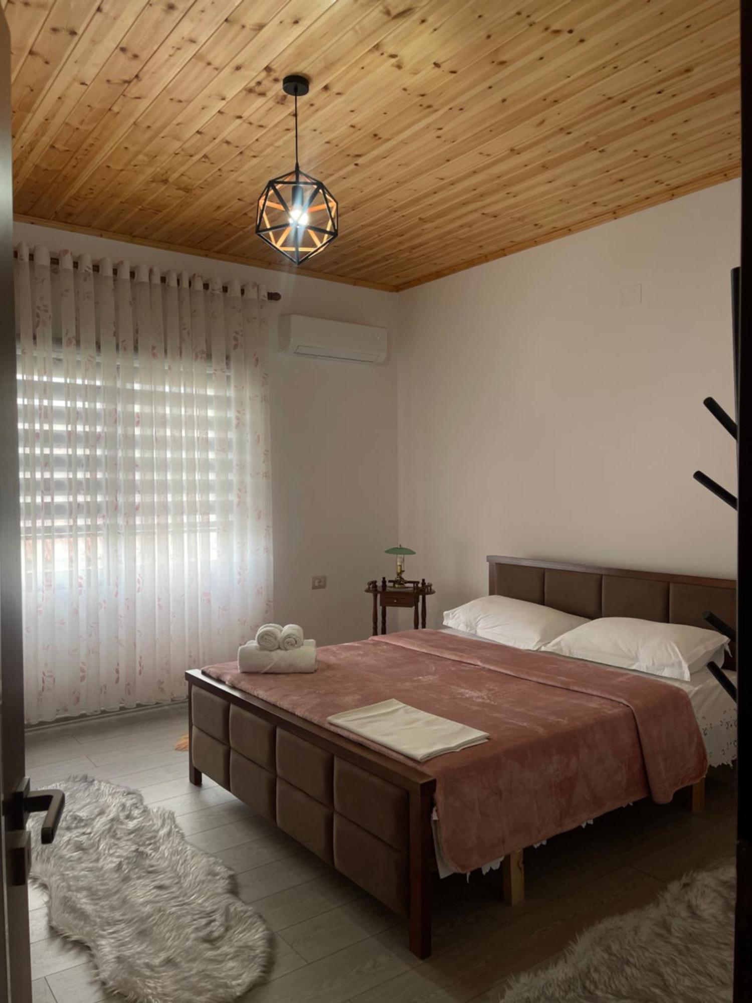 Georgemishel Guest House Berat Zewnętrze zdjęcie
